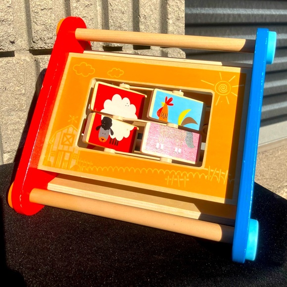 Hape Branded Wooden Baby Toy - Picture 3 of 3